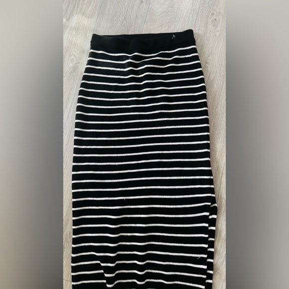 Freshman Black and White Striped Pencil Skirt - Picture 2 of 6